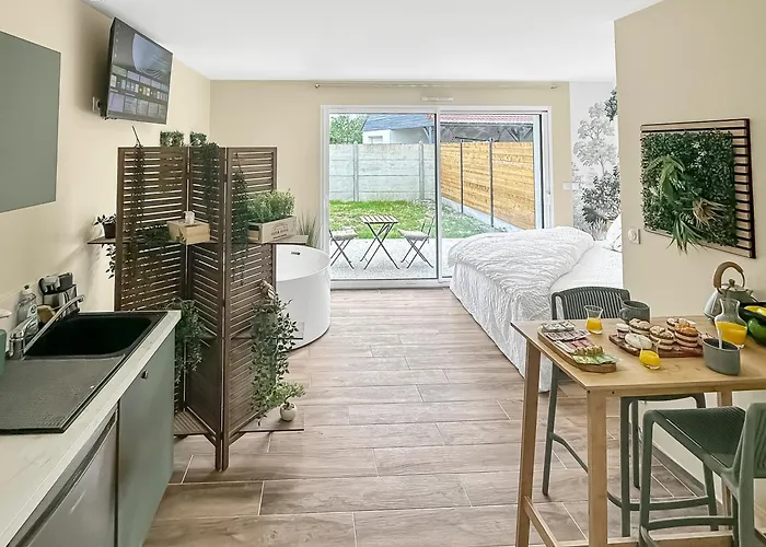 Holiday home La Parenthese Vegetale - Maison Cosy Et Apaisante Rang-du-Fliers