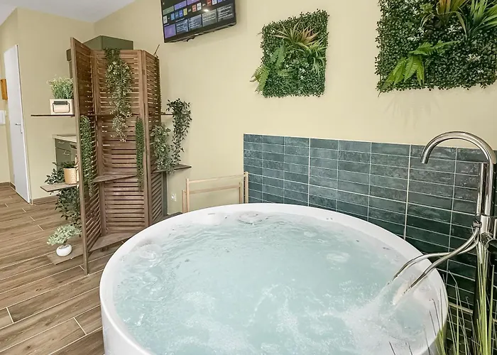 Holiday home La Parenthese Vegetale - Maison Cosy Et Apaisante Rang-du-Fliers